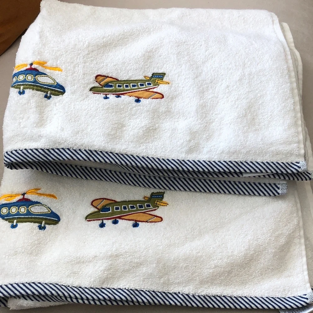 Airplane Embroidered Towel Set - White, NWT